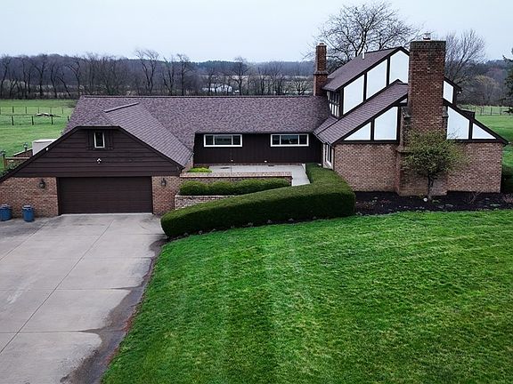 3rd image of 13177 Beaver Springfield Rd