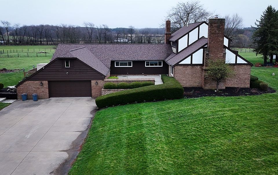 13177 Beaver Springfield Rd, New Springfield, OH 44443 | MLS
