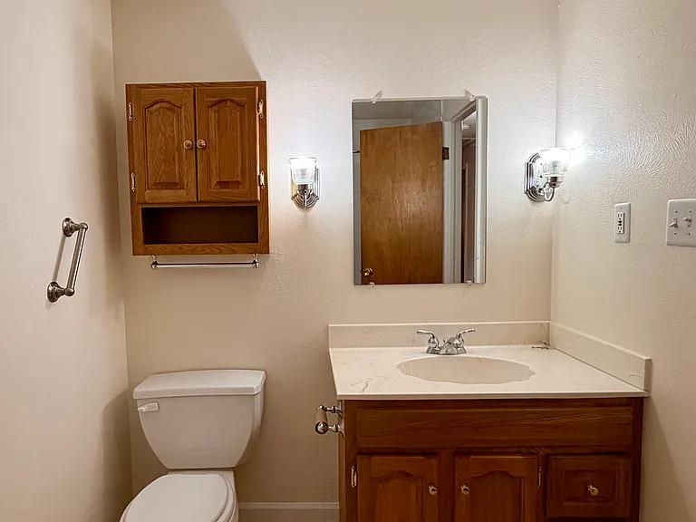 1408 Brookfield Dr — Photo 14
