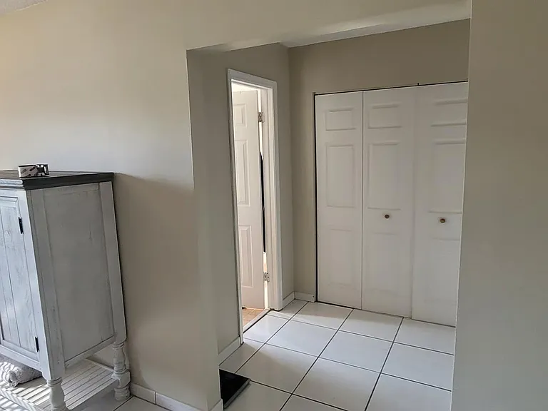 18600 SW 127th Pl — Photo 21
