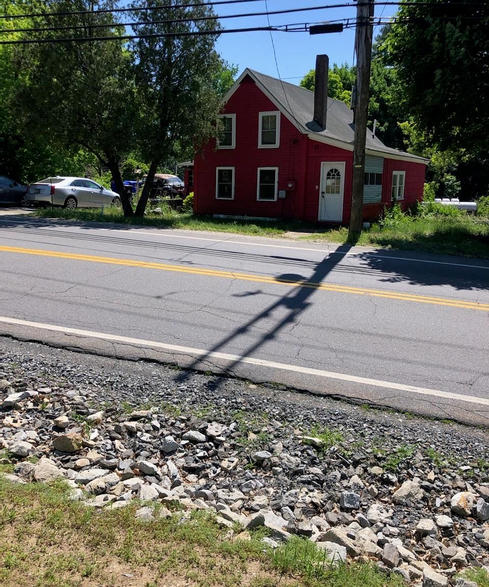 9 Dracut Road, Hudson, NH 03051 MLS 4999352 Zillow