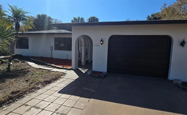 2395 Alda Ln — Photo 1