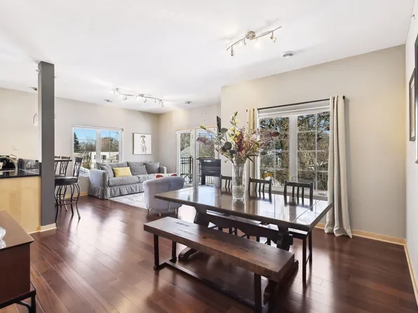 1926 Pleasant Ave APT 402, Minneapolis, MN 55403