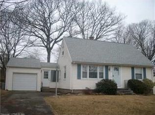 13 Forest Rd, Wallingford, CT 06492