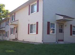 403 E Franklin St, Mahomet, IL 61853