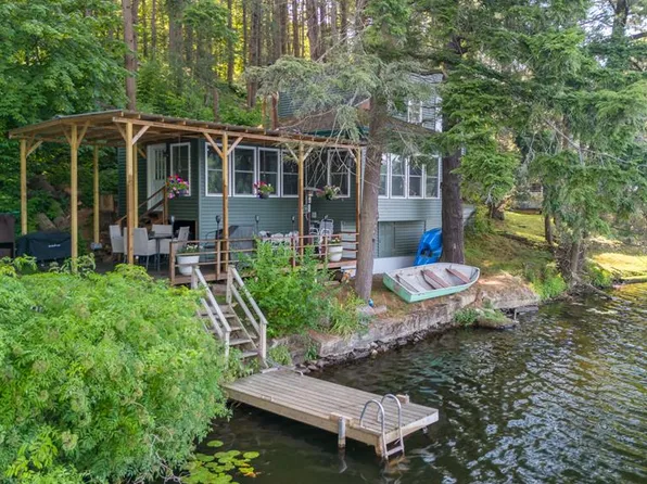 422 S Lake Rd, Columbia Cross Roads, PA 16914