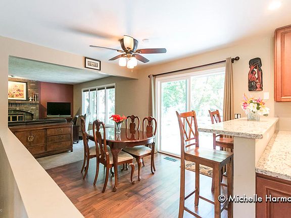 1799 Pinecroft Ln_23