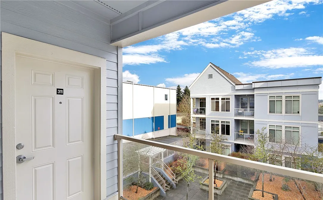 2 bed, 793 sqft, $1,995 — Photo 4