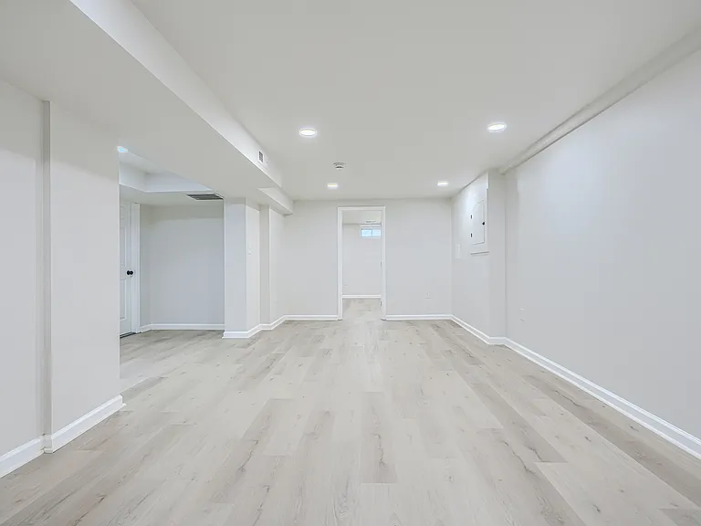 5845 Westwood Ave — Photo 21