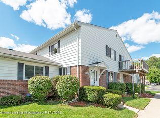 3946 Hunters Ridge Dr APT 4, Lansing, MI 48911