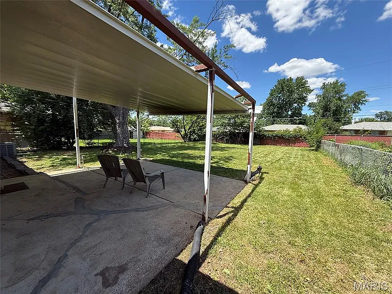 6321 Monterey Dr — Photo 23