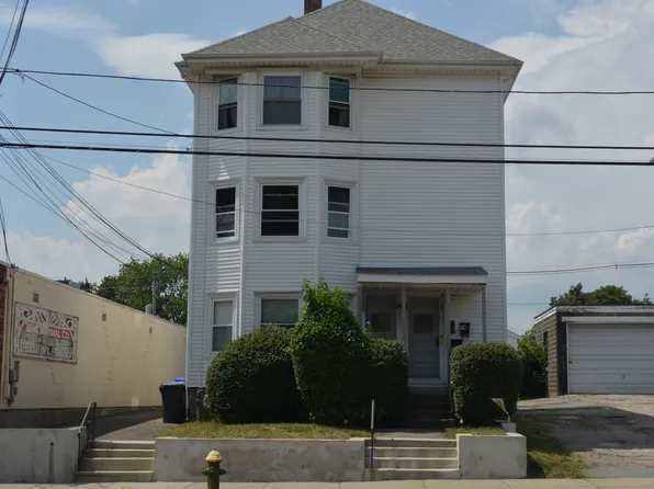1168 N Main St Floor 3, Providence, RI 02904