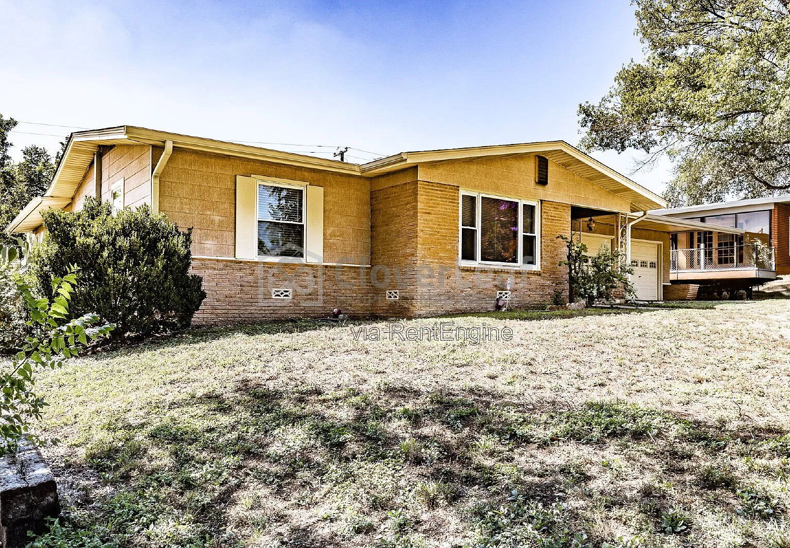 3 bed, 2.0 bath, 1677 sqft, $1,797 — Photo 3