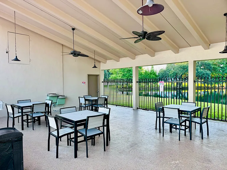 500 Carriage Cove Way — Photo 19