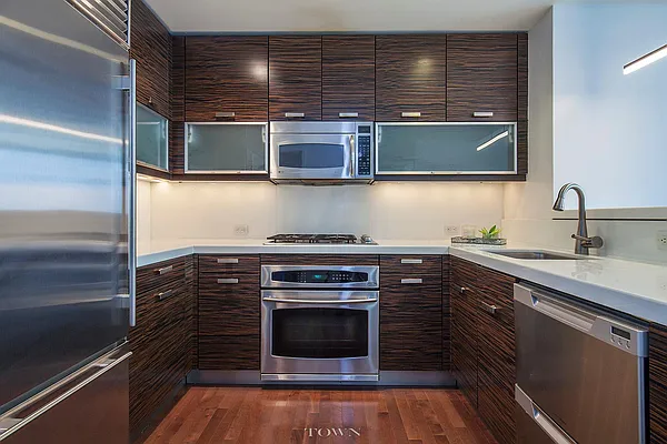 Sold by Town Residential | media 15