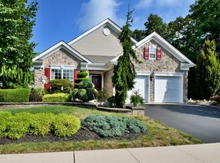 48 Carlisle Dr, Jackson, NJ 08527