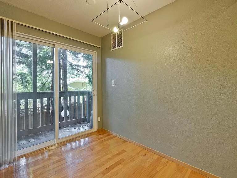 480 E Okeefe St #218 — Photo 10