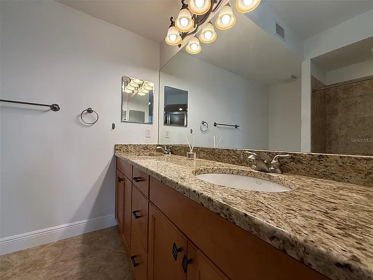 5116 Melbourne St #B-204 — Photo 20