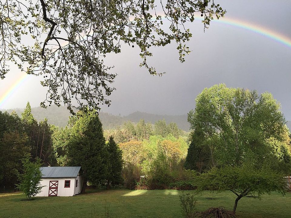 2nd image of 8557 Wagner Creek Rd