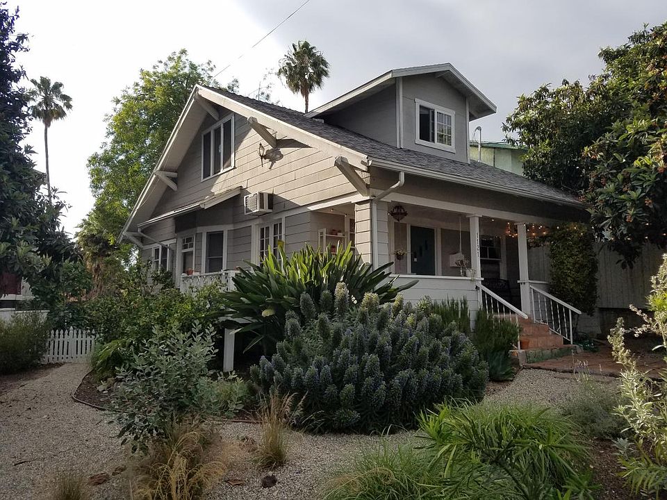1st image of 1121 N Benton Way