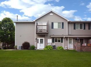 7642 15th Street Ln N, Oakdale, MN 55128