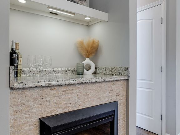 4th image of 408 Cashmere Dr