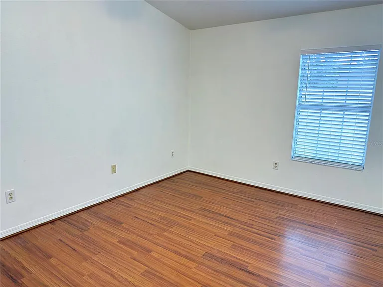 414 Ulelah Ave — Photo 18