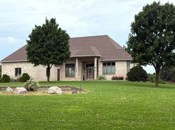 12084 W Seven Mile Rd, Franksville, WI 53126