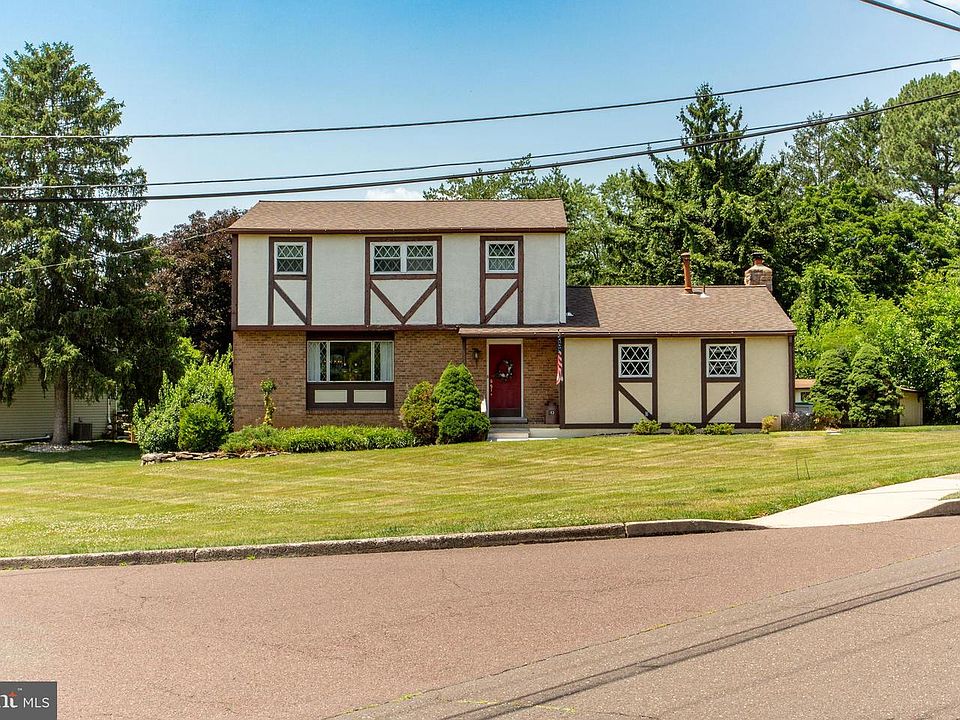 1st image of 183 Cardinal Rd