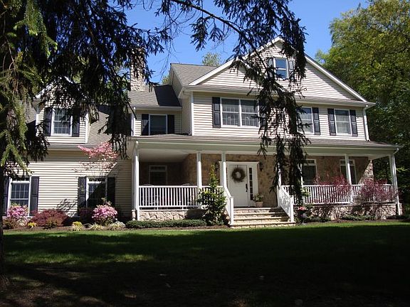 Sun-filled OPEN Floor Plan