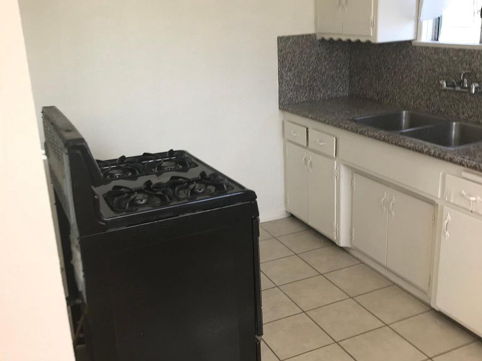 2nd image of 6223 Woodruff Ave APT A