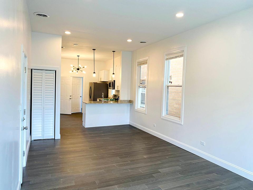 1st image of 1629 N Fairfield Ave #2