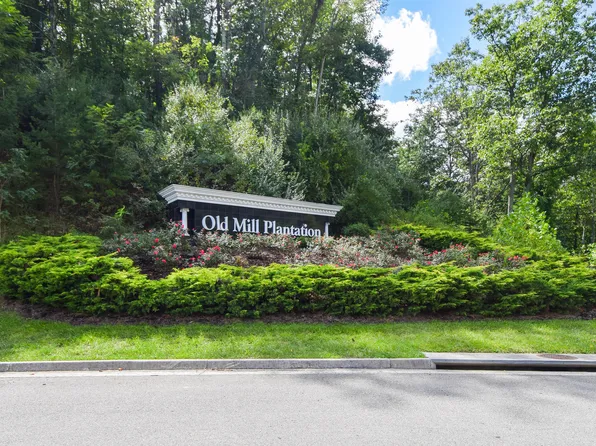 7639 Nandina Dr, Roanoke, VA 24018