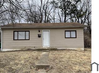 10528 Duke Dr, Saint Louis, MO 63136
