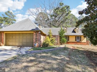 60 Mountain View Cir, Covington, GA 30016