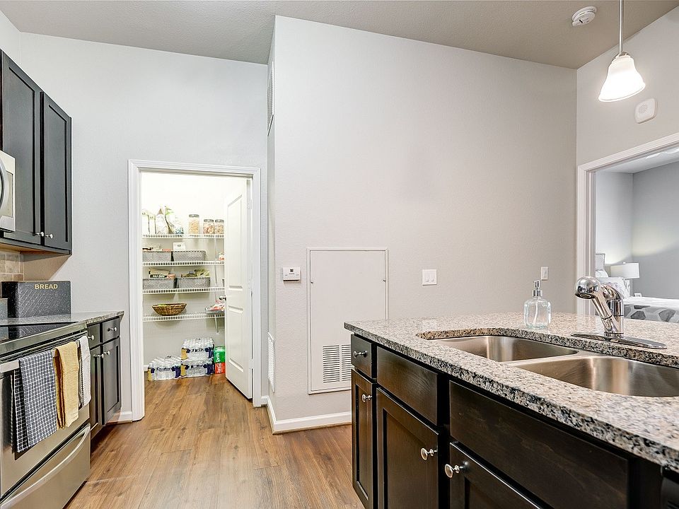 Creekside at Greenlawn Apartment Homes Apartment Rentals Columbia, SC