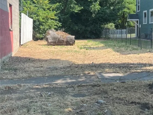 101 Rhode Island St #4, Buffalo, NY 14213