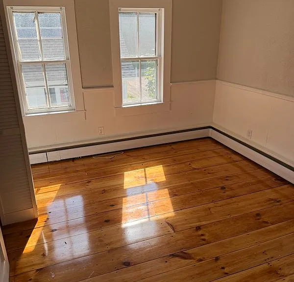 323 Main St #B — Photo 2