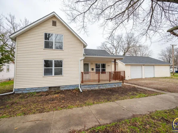 632 Main St, Osage City, KS 66523