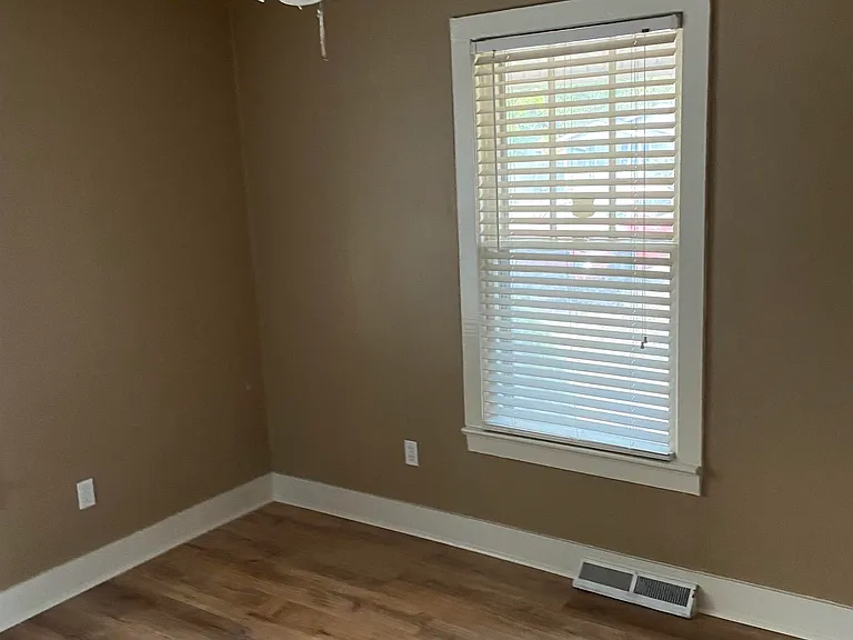 1501 McKinley Ave NE — Photo 11