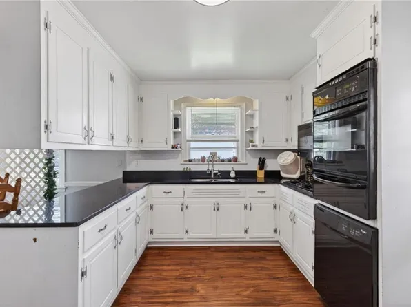 119 Bruce Pl, Portsmouth, VA 23707