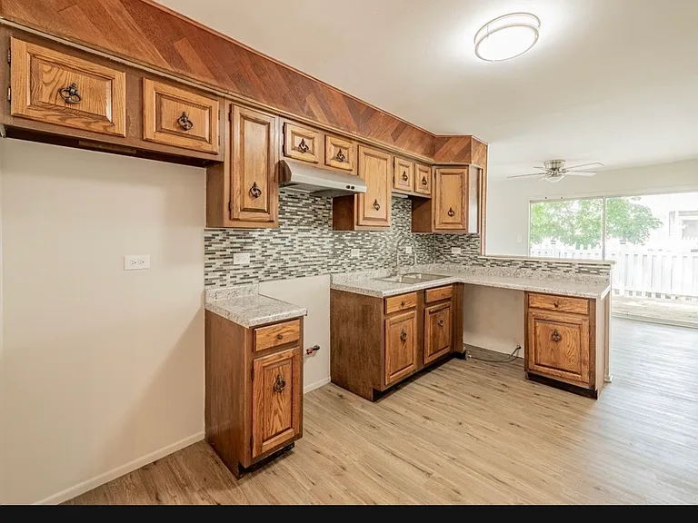 4536 Provincetown Dr — Photo 19
