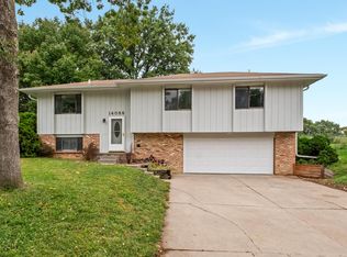 14086 Monroe Cir, Omaha, NE 68137