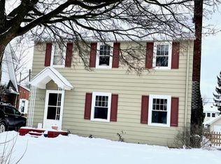 528 Riley St, Lansing, MI 48910