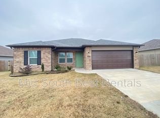 208 Magnolia Ct, Jacksonville, AR 72076