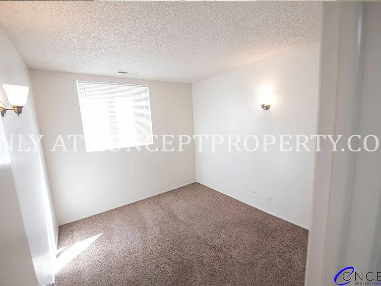 Foothill Terrace — Photo 146