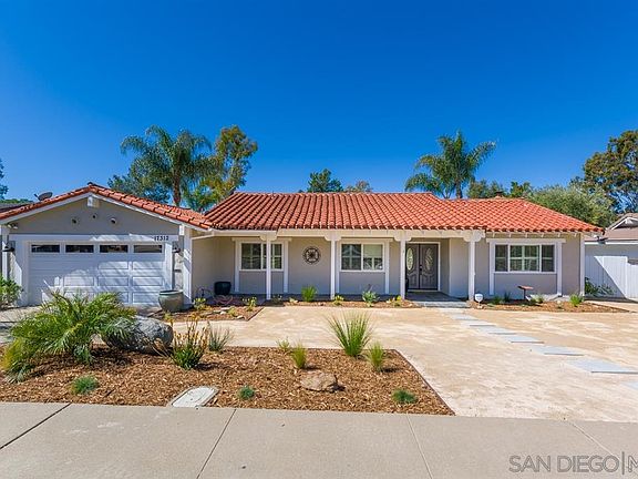 2nd image of 17312 Bernardo Oaks Dr