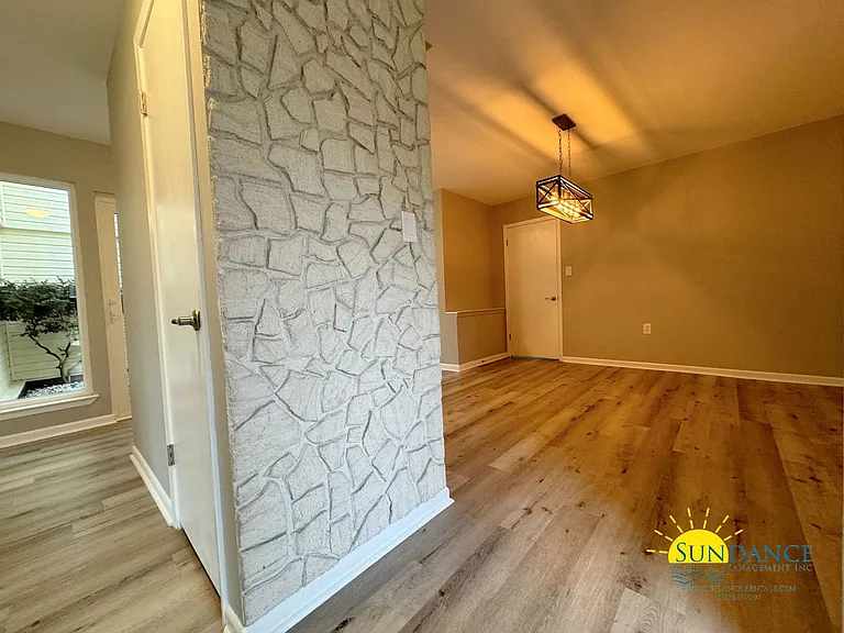 504 Sioux Cir — Photo 9