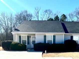 1649 Summerwoods Cir, Griffin, GA 30224