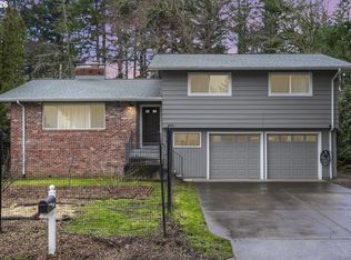 4911 Parkhill St, Lake Oswego, OR 97035